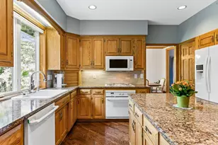 6820 Lorena Ln, Eden Prairie, MN 55346 - Photo 16