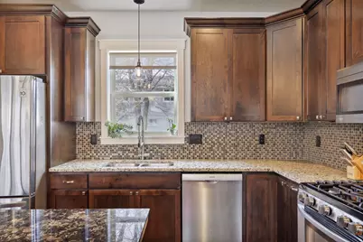 2019 Louisiana Avenue S, Saint Louis Park, MN 55426 - Photo 18