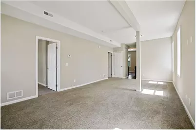 2050 W Broadway Avenue, Minneapolis, MN 55411 - Photo 6