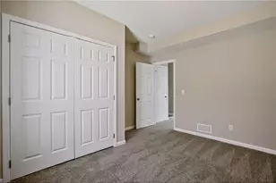 2050 W Broadway Ave, Minneapolis, MN 55411 - Photo 24