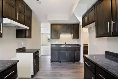 2050 W Broadway Avenue, Minneapolis, MN 55411 - Photo 28