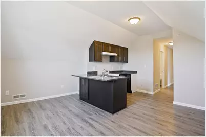 2050 W Broadway Avenue, Minneapolis, MN 55411 - Photo 34