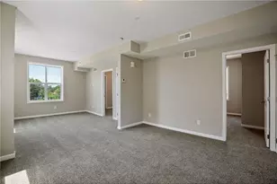2050 W Broadway Ave, Minneapolis, MN 55411 - Photo 20