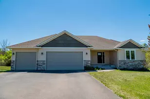 3615 33rd St SE, Buffalo, MN 55313 - Photo 2