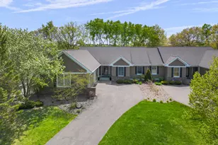 10123 Waterfront Dr, Woodbury, MN 55129 - Photo 46