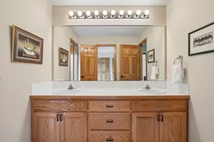 10215 Bluff Rd, Eden Prairie, MN 55347 - Photo 58