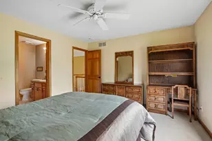 10215 Bluff Rd, Eden Prairie, MN 55347 - Photo 52