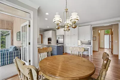 10215 Bluff Road, Eden Prairie, MN 55347 - Photo 12