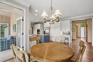 10215 Bluff Rd, Eden Prairie, MN 55347 - Photo 12