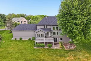 10215 Bluff Rd, Eden Prairie, MN 55347 - Photo 90