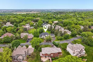 10215 Bluff Rd, Eden Prairie, MN 55347 - Photo 76