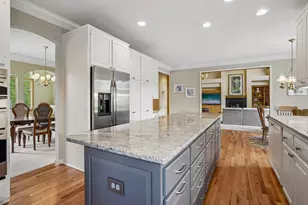 10215 Bluff Rd, Eden Prairie, MN 55347 - Photo 14