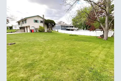 720 4th Avenue NW, Plainview, MN 55964 - Photo 24