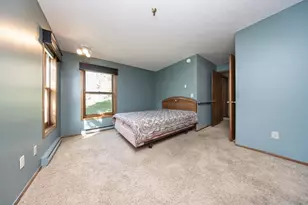 723 Larpenteur Ave E, Maplewood, MN 55117 - Photo 12