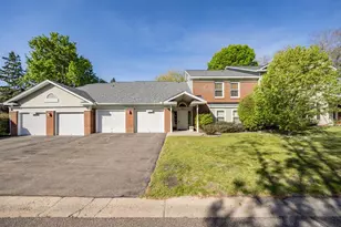 723 Larpenteur Ave E, Maplewood, MN 55117 - Photo 2