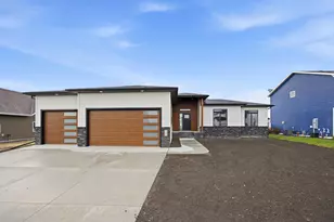 4328 23rd Ave S, Moorhead, MN 56560 - Photo 1