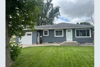 525 South Street, Owatonna, MN 55060 - Photo 1