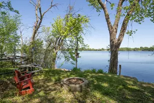 527 Marian St, Waterville, MN 56096 - Photo 24