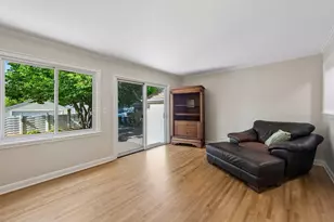 1731 Hillcrest Ave, Saint Paul, MN 55116 - Photo 18