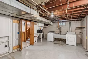 1731 Hillcrest Ave, Saint Paul, MN 55116 - Photo 32