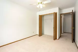 7630 13th St N, Oakdale, MN 55128 - Photo 8