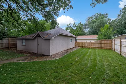 221 3rd Avenue NE, Saint Cloud, MN 56304 - Photo 6