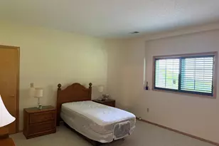 4162 N Black Oaks Ln N, Plymouth, MN 55446 - Photo 24