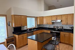 4162 N Black Oaks Ln N, Plymouth, MN 55446 - Photo 4