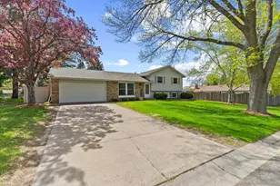 7310 Inman Ave S, Cottage Grove, MN 55016 - Photo 2