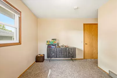 3108 39th Avenue NE, Saint Paul, MN 55421 - Photo 18