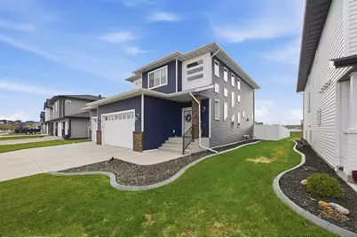 3646 56th Street S, Fargo, ND 58104 - Photo 2