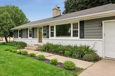 6216 Chowen Avenue S, Edina, MN 55410 - Photo 2
