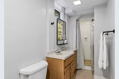 6216 Chowen Avenue S, Edina, MN 55410 - Photo 26