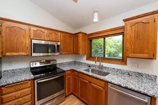 1449 Aretz Ct, Victoria, MN 55386 - Photo 6