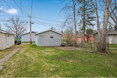 2611 Banks Avenue, Superior, WI 54880 - Photo 4