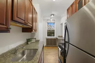 220 Marshall Ave, Saint Paul, MN 55102 - Photo 6