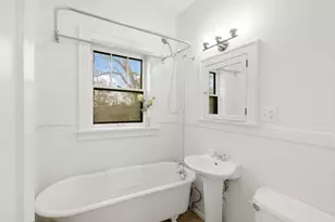 220 Marshall Ave, Saint Paul, MN 55102 - Photo 8