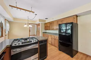 6717 Southdale Rd, Edina, MN 55435 - Photo 20