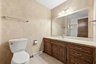3651 Fairway Rd N, Fargo, ND 58102 - Photo 18