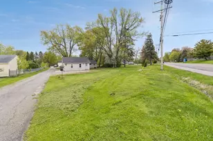 16217 Gleason Lake Rd, Wayzata, MN 55391 - Photo 20