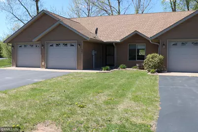 481 9th Avenue NE, Pine City, MN 55063 - Photo 1