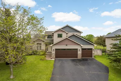 9420 Fallgold Parkway N, Brooklyn Park, MN 55443 - Photo 2