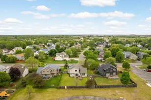 9420 Fallgold Parkway N, Brooklyn Park, MN 55443 - Photo 42