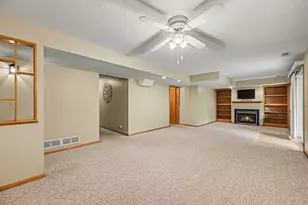 1452 Golf View Dr, River Falls, WI 54022 - Photo 26