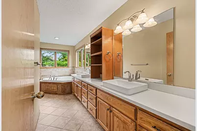 1452 Golf View Drive, River Falls, WI 54022 - Photo 18