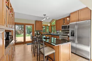 15034 Chestnut Dr, Burnsville, MN 55306 - Photo 12
