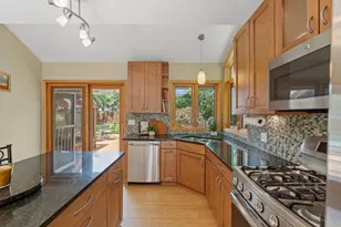 15034 Chestnut Dr, Burnsville, MN 55306 - Photo 16