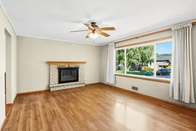311 Eagle Ridge Circle, Burnsville, MN 55337 - Photo 12