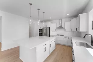 1836 Royal Blvd N, Lake Elmo, MN 55042 - Photo 2