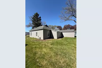 729 E Ripley Street, Litchfield, MN 55355 - Photo 4